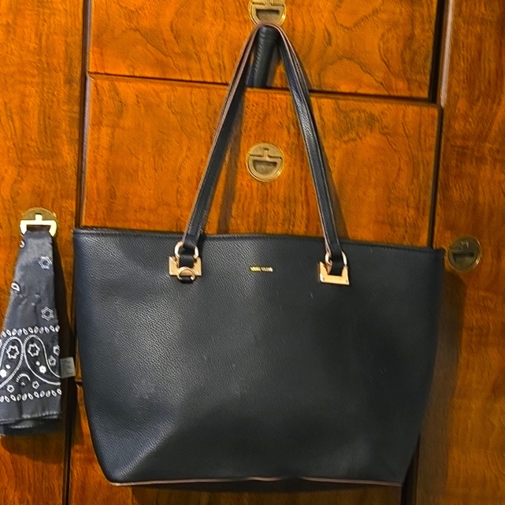 Anne Klein Bag, Computer Case, book bag. Black with Gold Hardware.